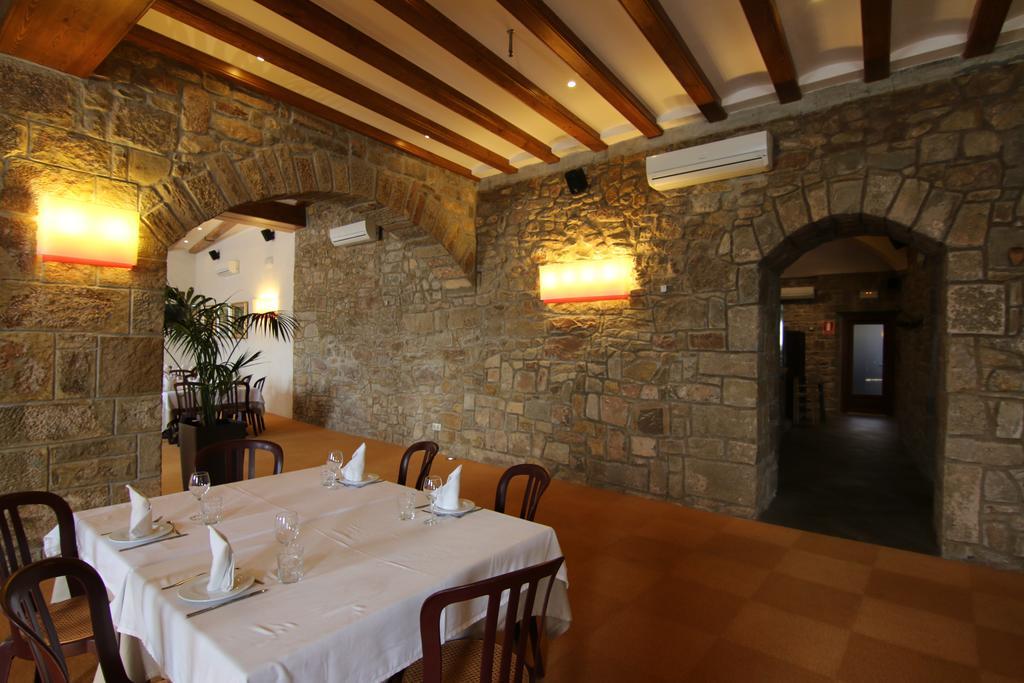 Hostal Palouet De Segarra Bagian luar foto